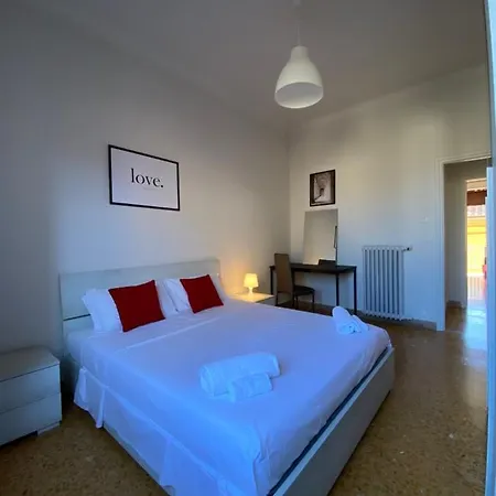 Comodo E Confortevole Nel Cuore Pulsante Di Apartment Pisa