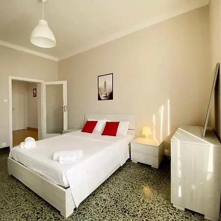 Apartment Comodo E Confortevole Nel Cuore Pulsante Di