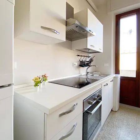 Apartment Comodo E Confortevole Nel Cuore Pulsante Di *